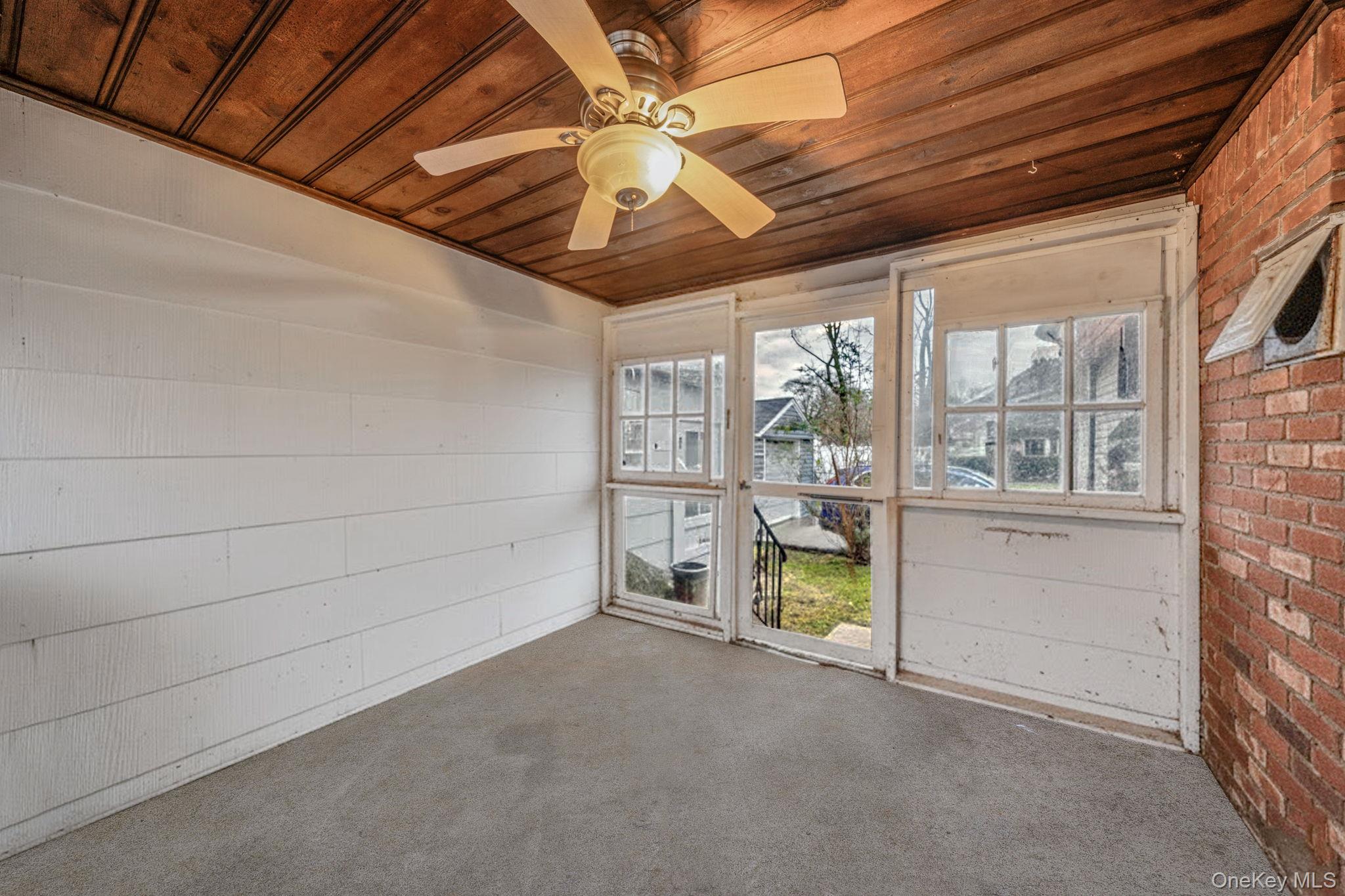 98 Miriam Street, Valley Stream, NY 11581