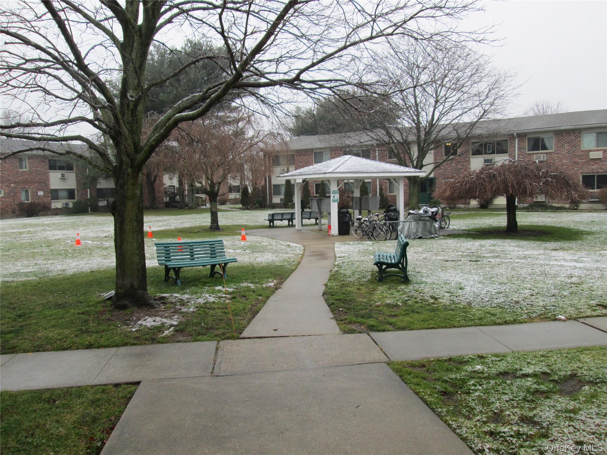 2435 Union Boulevard # 7B, Islip, NY 11751