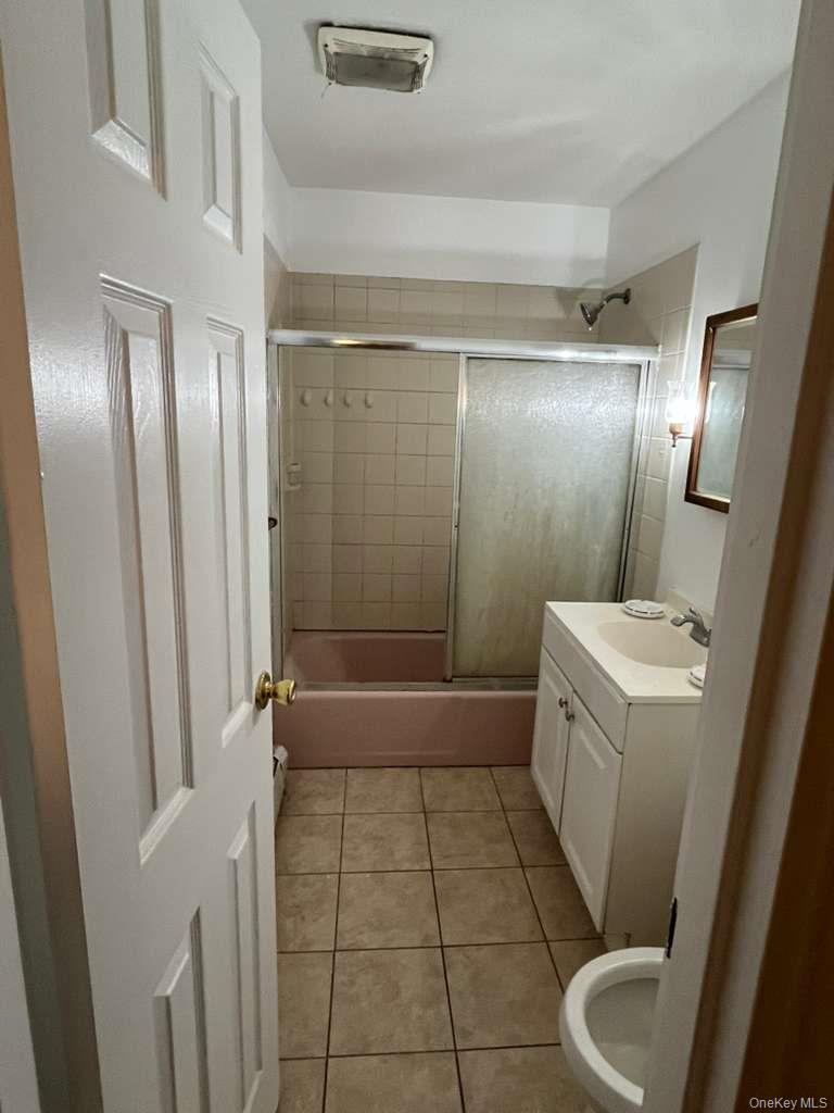 24 McLaughlin Ave, Haverstraw, NY 10993