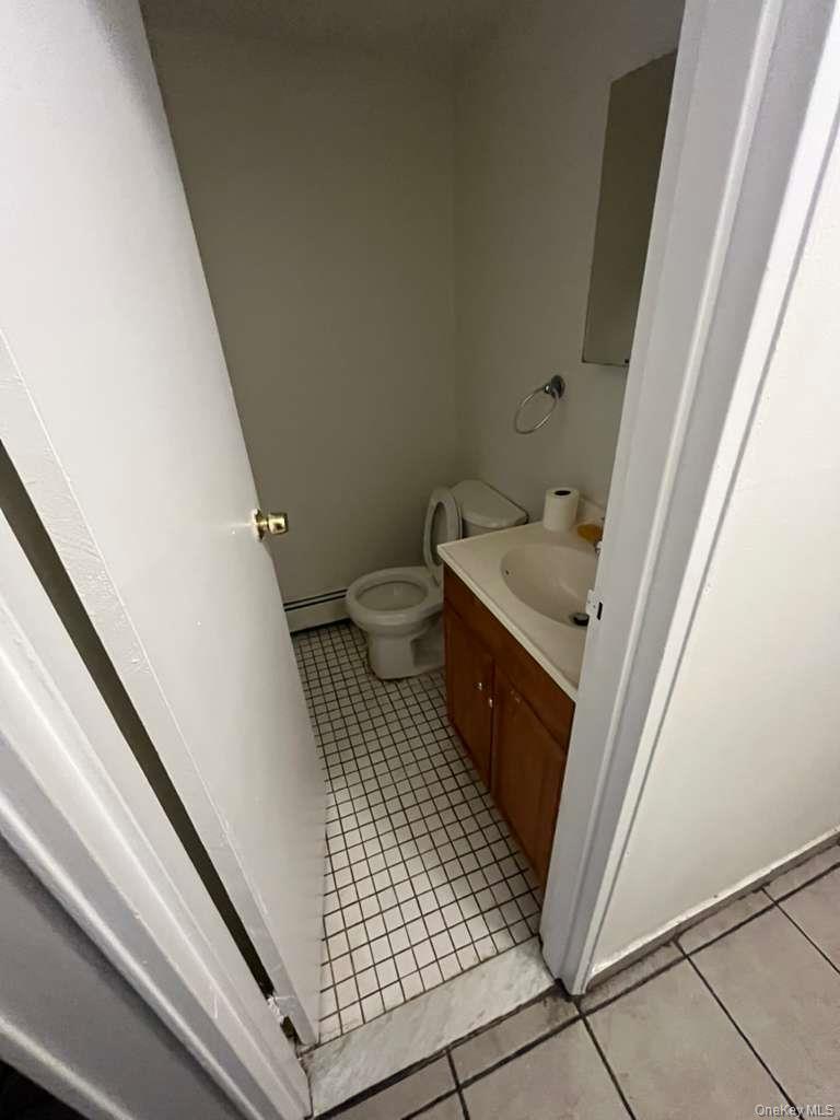 24 McLaughlin Ave, Haverstraw, NY 10993