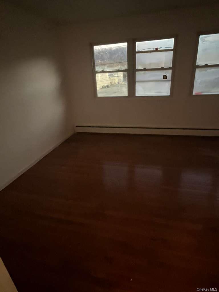 24 McLaughlin Ave, Haverstraw, NY 10993