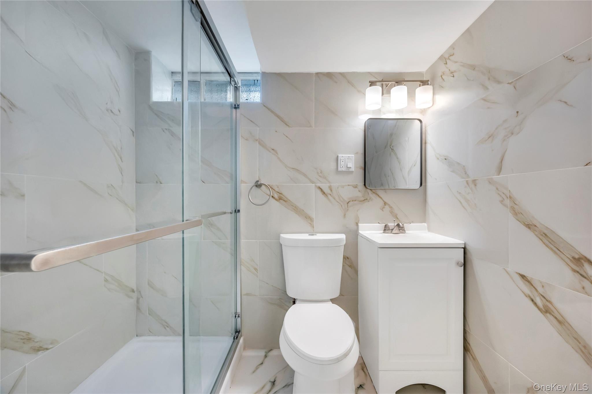 192-23 116th Road, Saint Albans, NY 11412