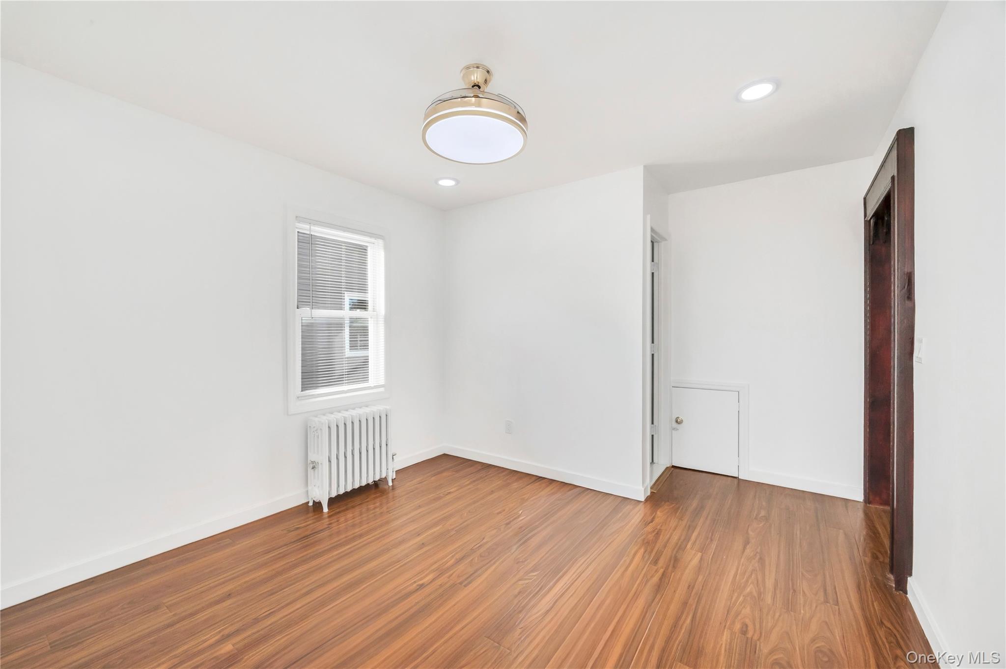 192-23 116th Road, Saint Albans, NY 11412