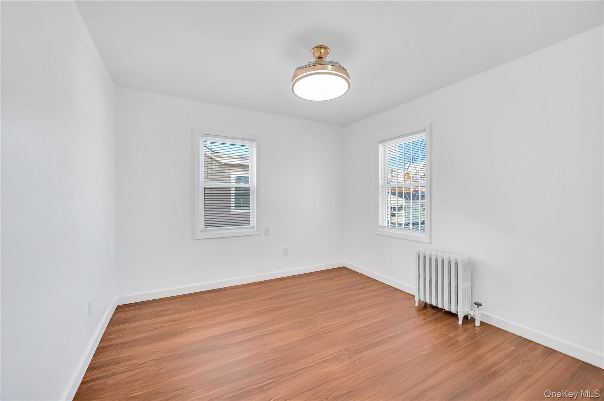 192-23 116th Road, Saint Albans, NY 11412