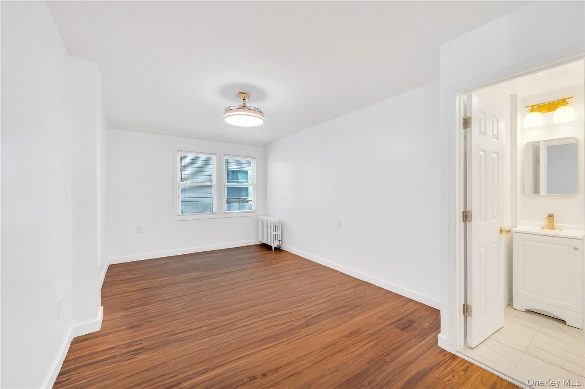 192-23 116th Road, Saint Albans, NY 11412