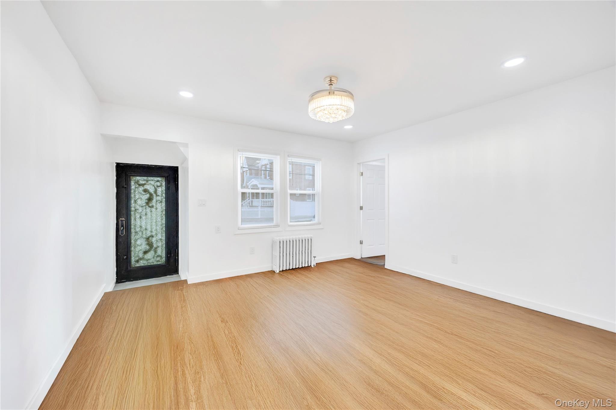 192-23 116th Road, Saint Albans, NY 11412