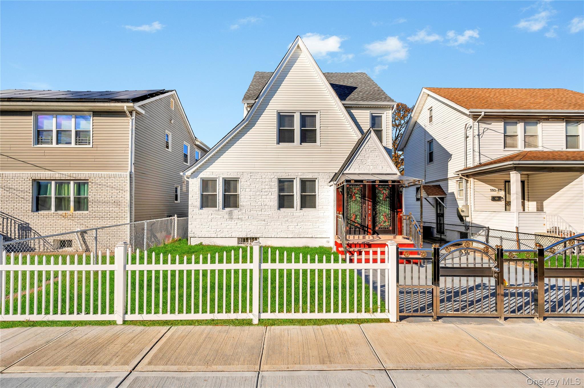 192-23 116th Road, Saint Albans, NY 11412