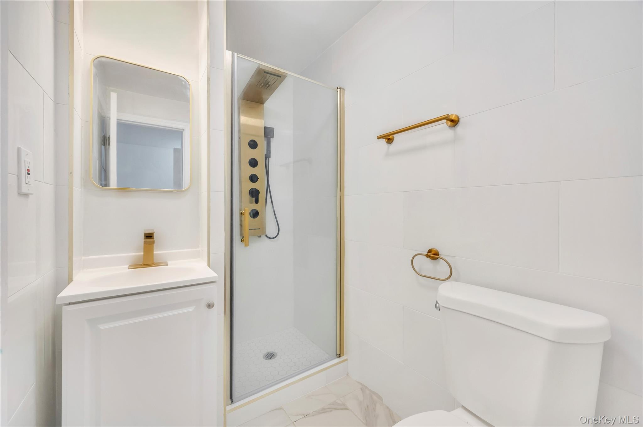 192-23 116th Road, Saint Albans, NY 11412