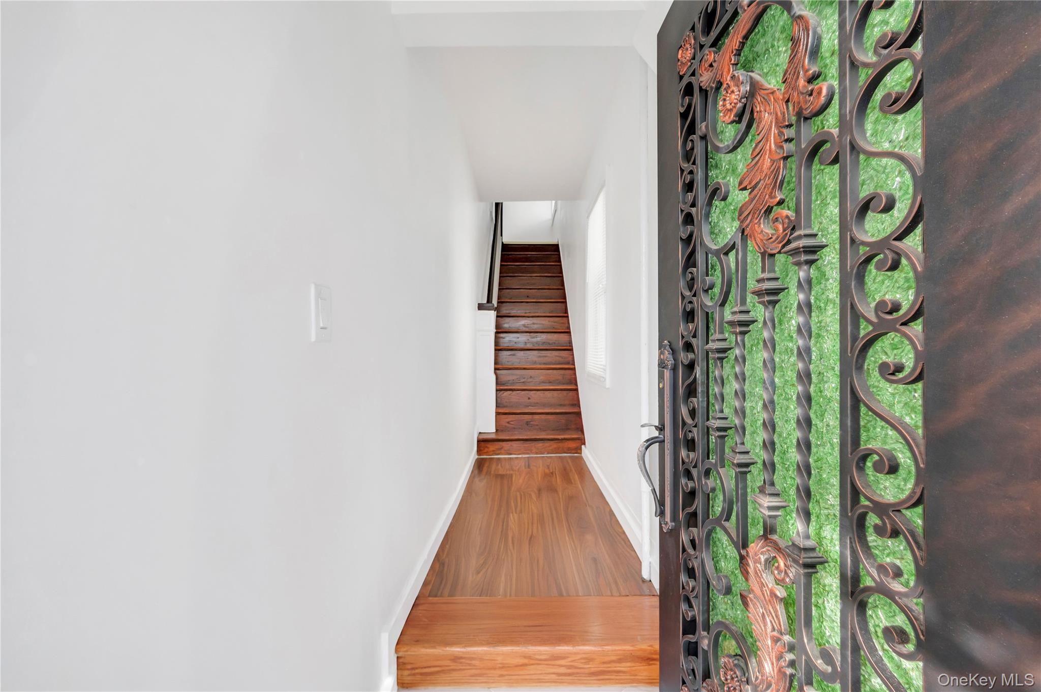 192-23 116th Road, Saint Albans, NY 11412