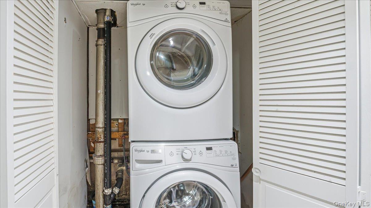 54-09 80th Street, Elmhurst, NY 11373