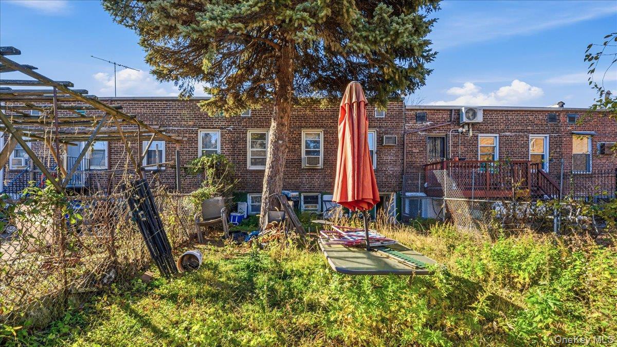 54-09 80th Street, Elmhurst, NY 11373