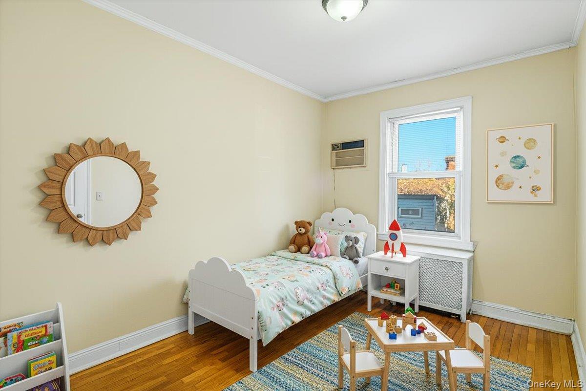 54-09 80th Street, Elmhurst, NY 11373