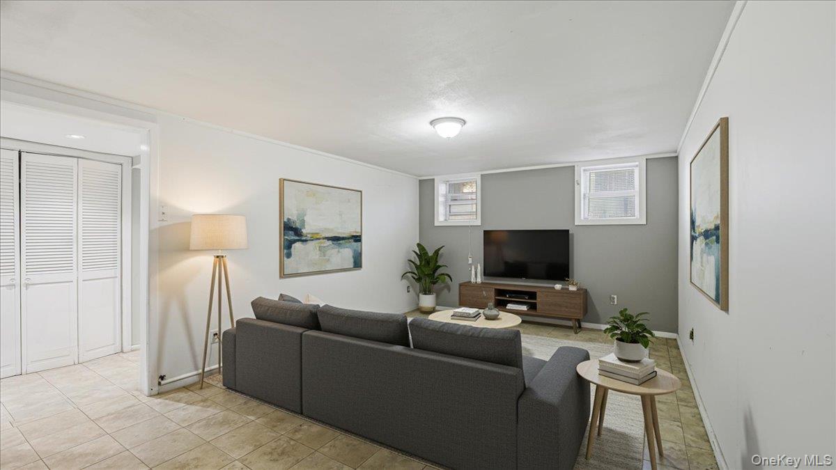 54-09 80th Street, Elmhurst, NY 11373