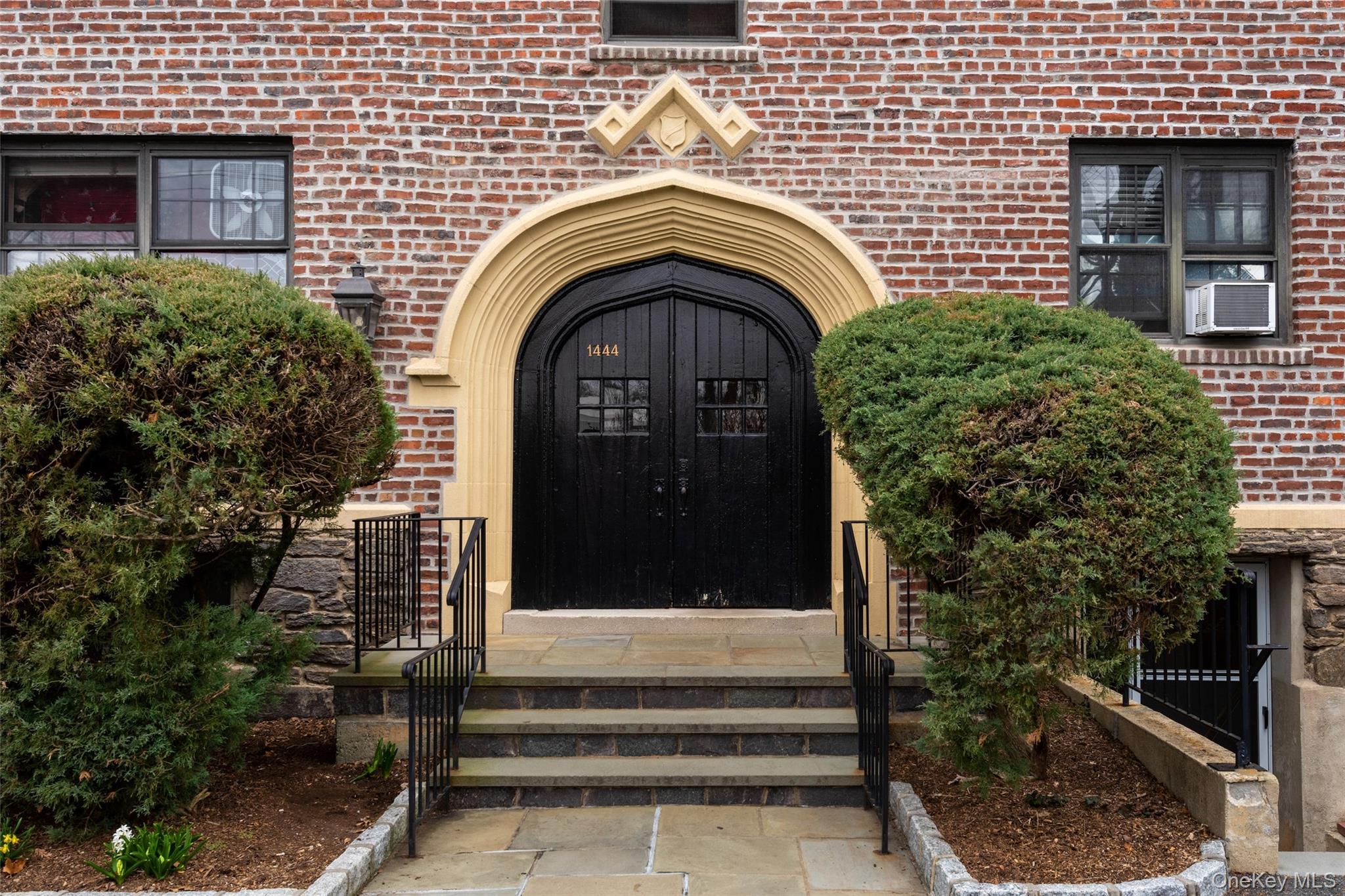 1444 Boston Post Road # 2G, Larchmont, NY 10538