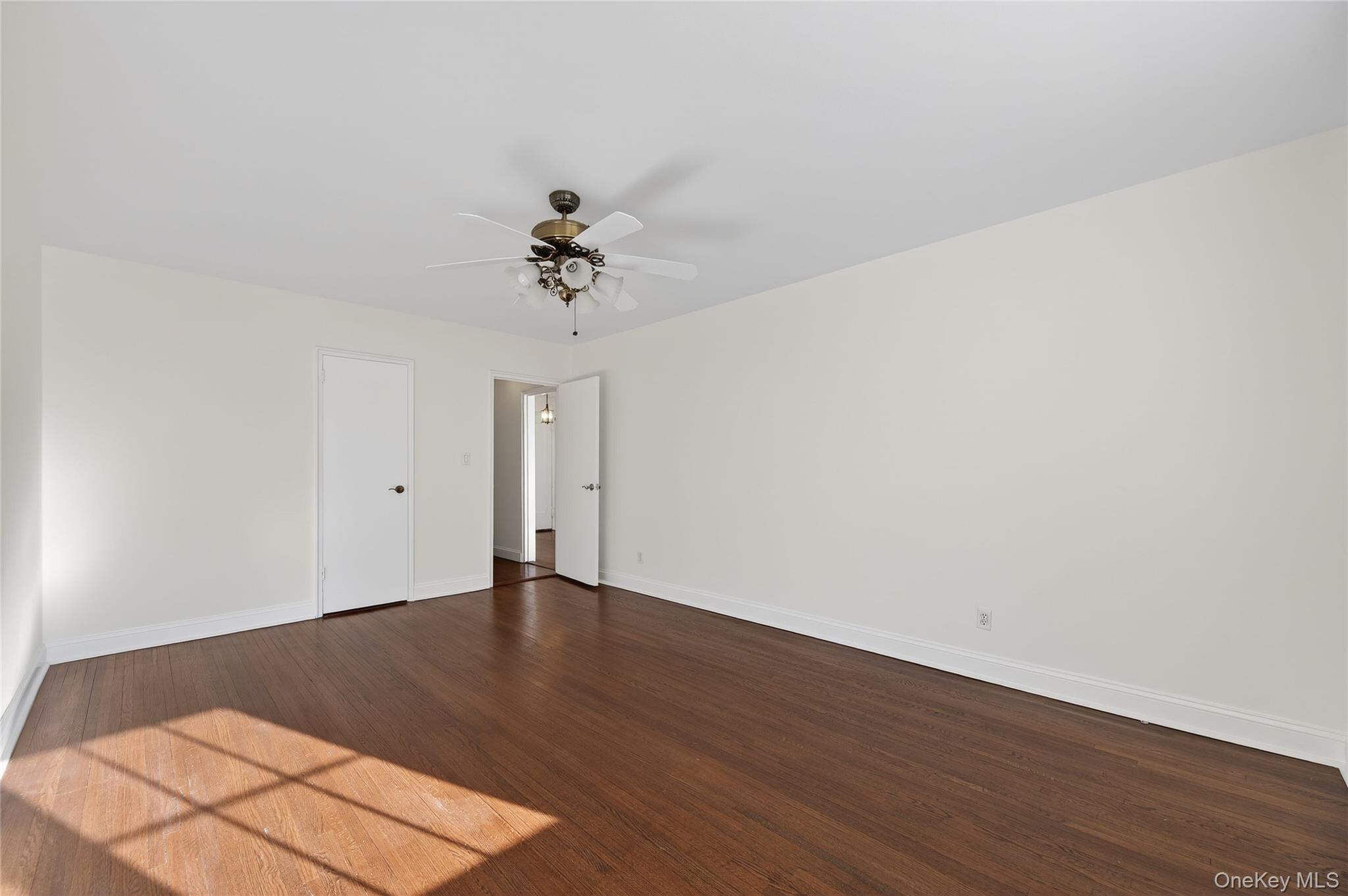 366 Stewart Avenue # B1, Garden City, NY 11530