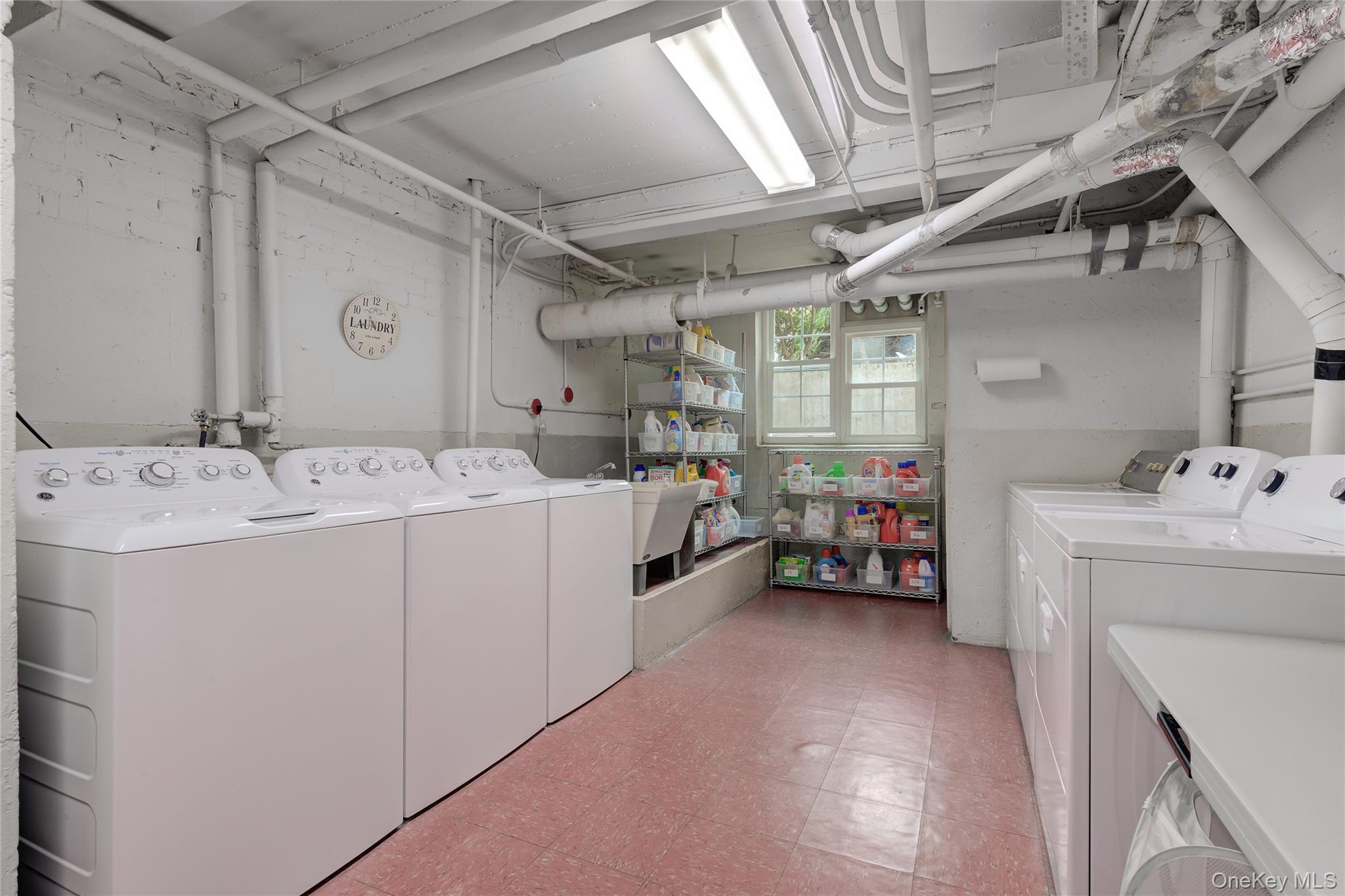 366 Stewart Avenue # B1, Garden City, NY 11530