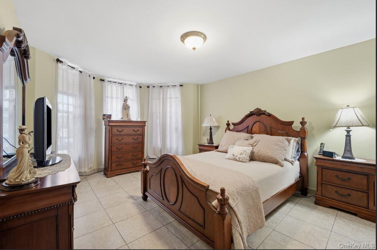 2015 Menahan Street, Ridgewood, NY 11385