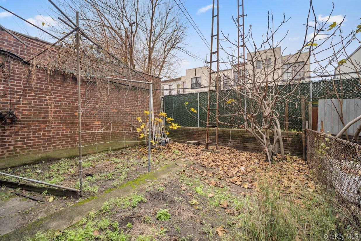 2015 Menahan Street, Ridgewood, NY 11385