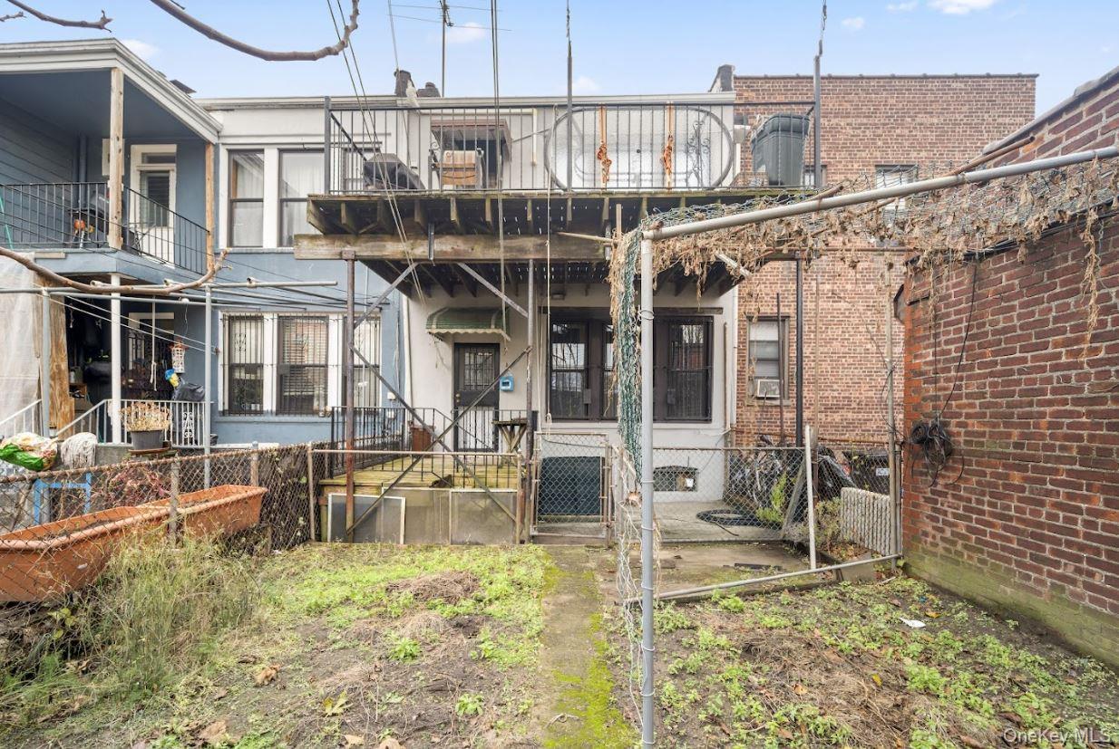 2015 Menahan Street, Ridgewood, NY 11385