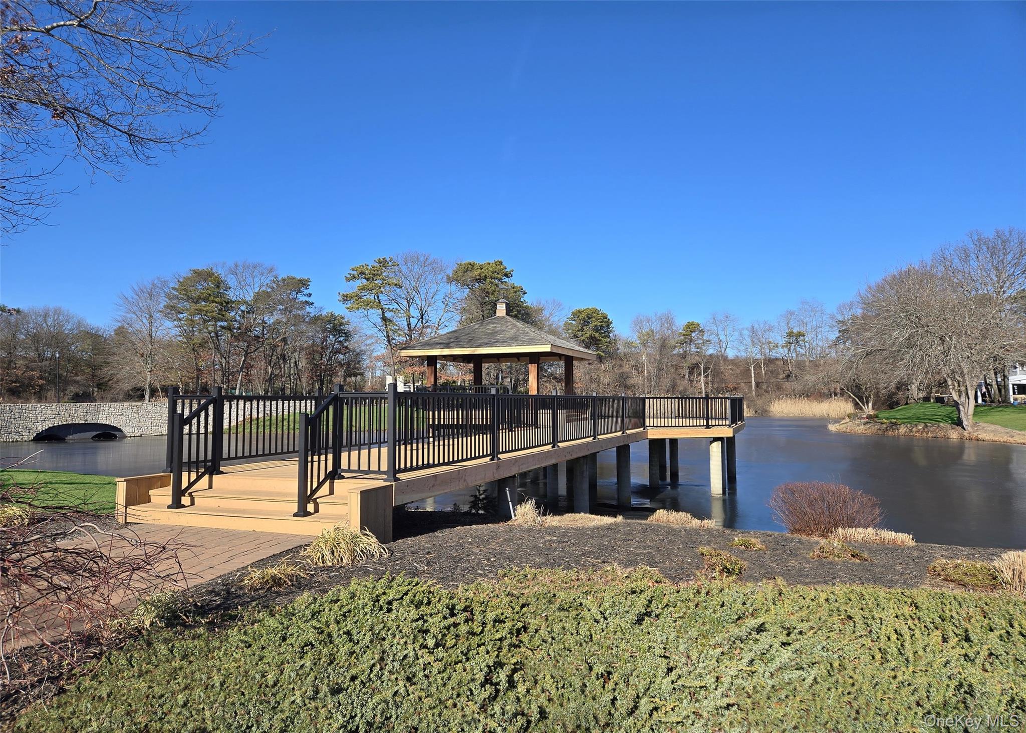 31 Hampshire Court # 31, Holbrook, NY 11741