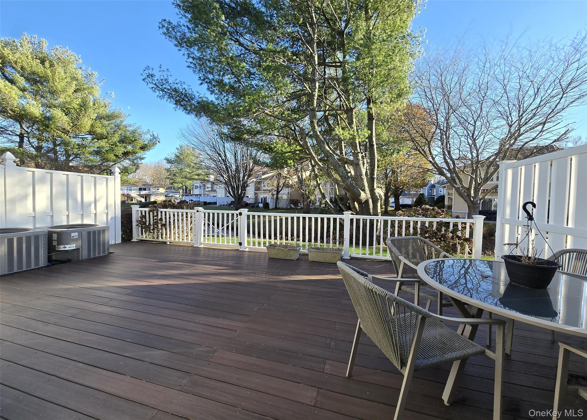 31 Hampshire Court # 31, Holbrook, NY 11741