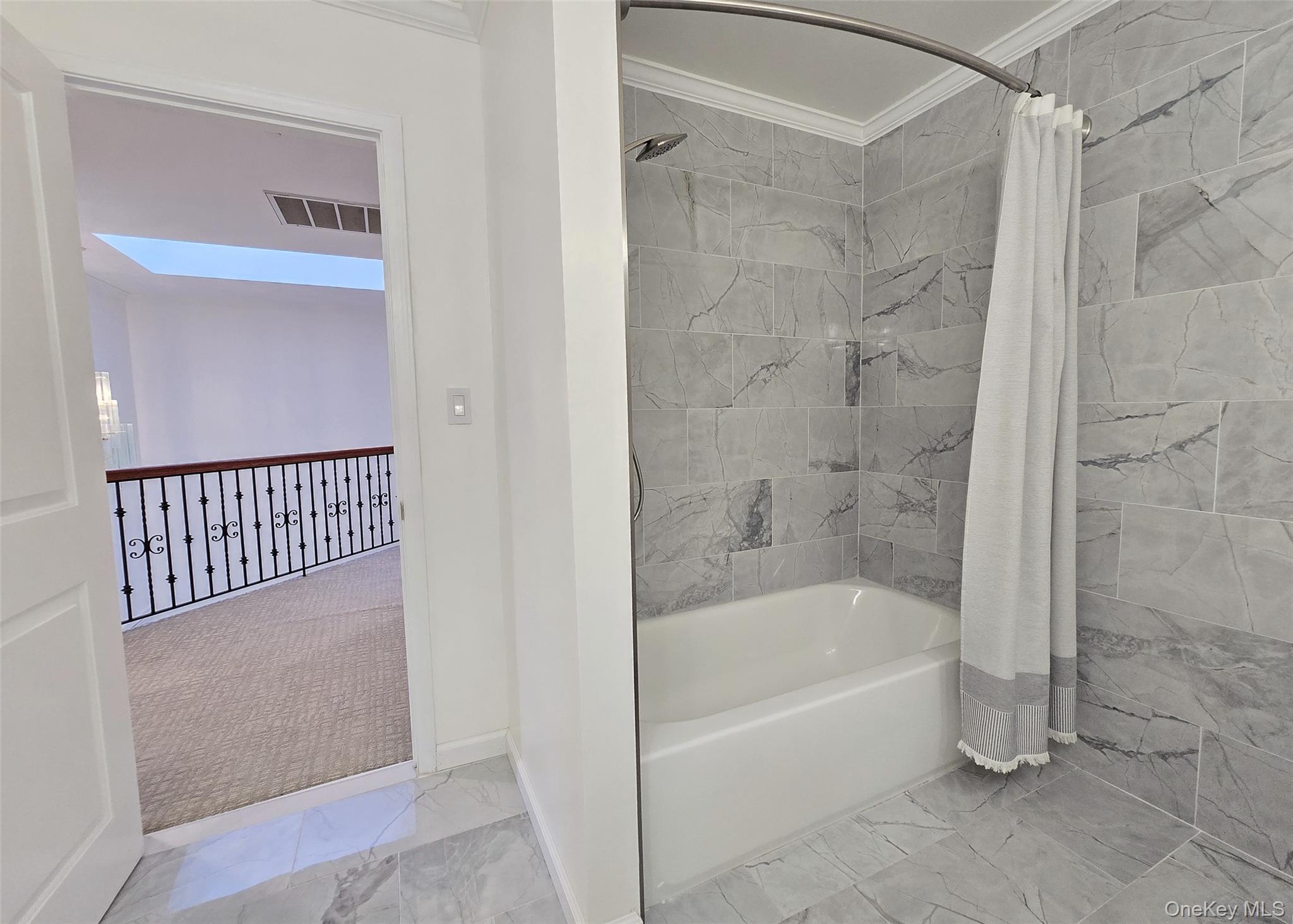 31 Hampshire Court # 31, Holbrook, NY 11741