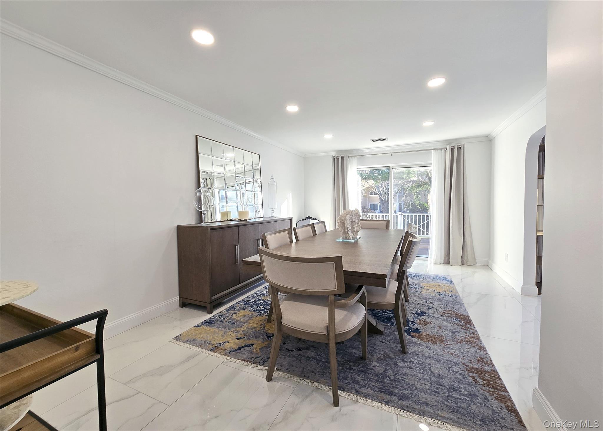 31 Hampshire Court # 31, Holbrook, NY 11741