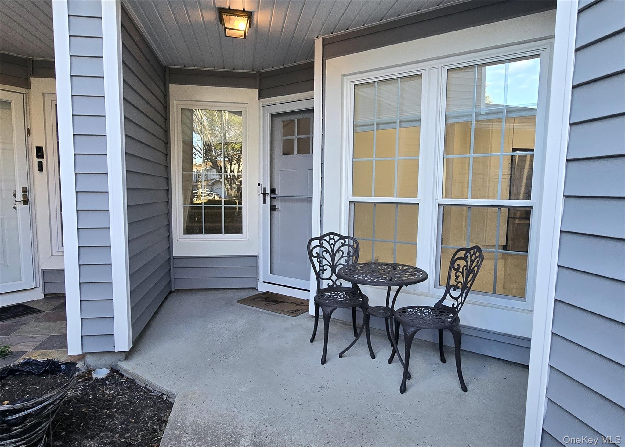 31 Hampshire Court # 31, Holbrook, NY 11741