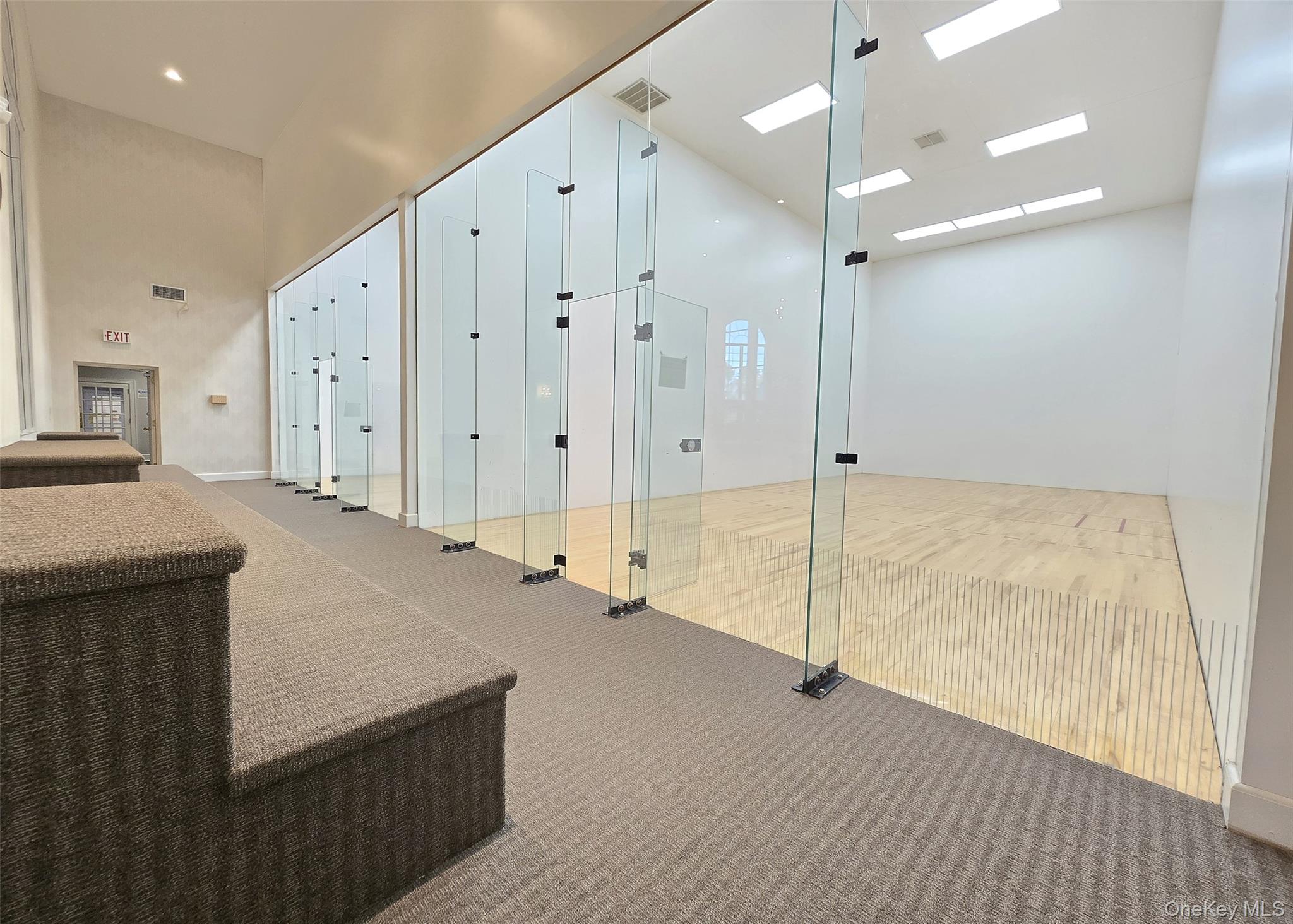 31 Hampshire Court # 31, Holbrook, NY 11741