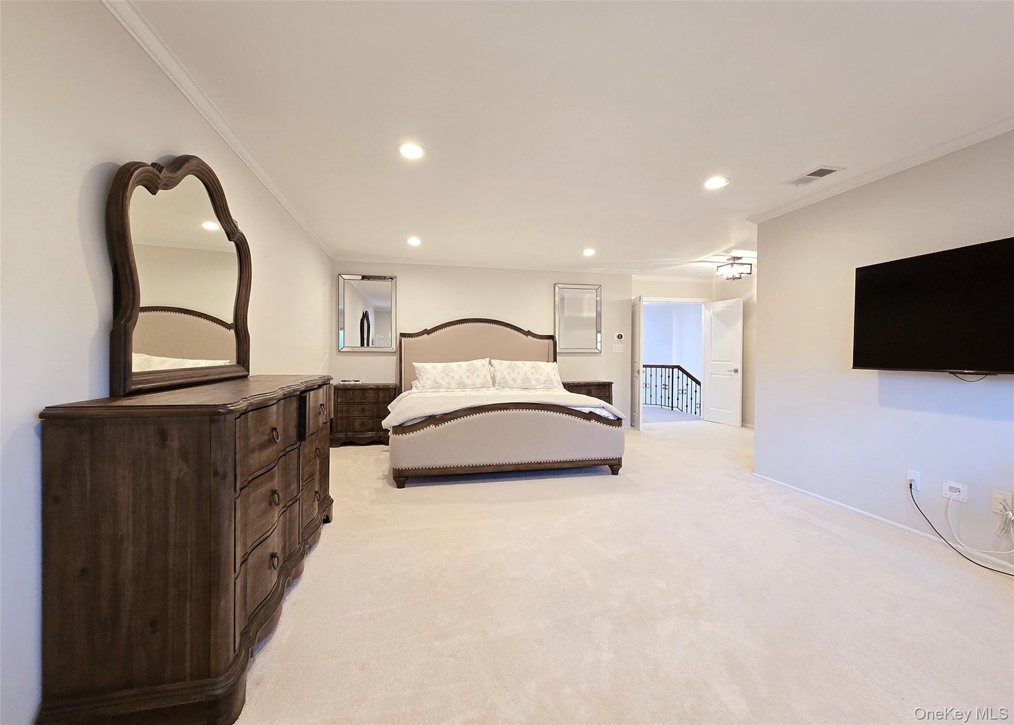 31 Hampshire Court # 31, Holbrook, NY 11741