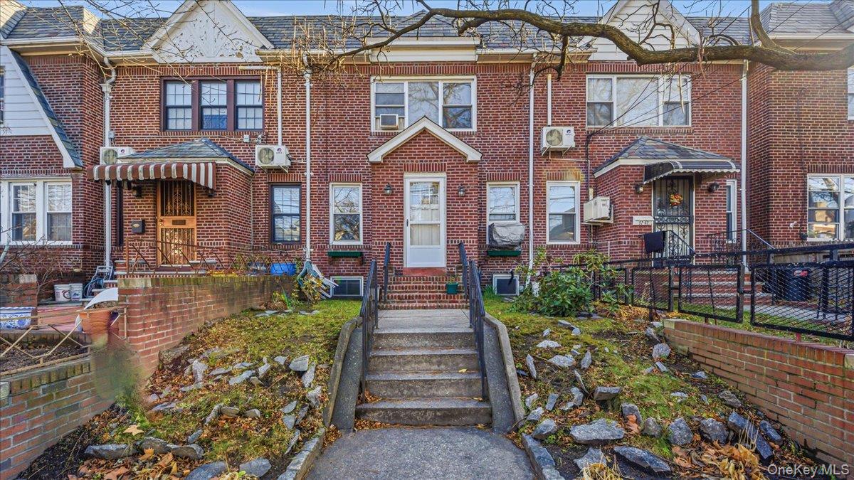 52-61 66th Street, Maspeth, NY 11378