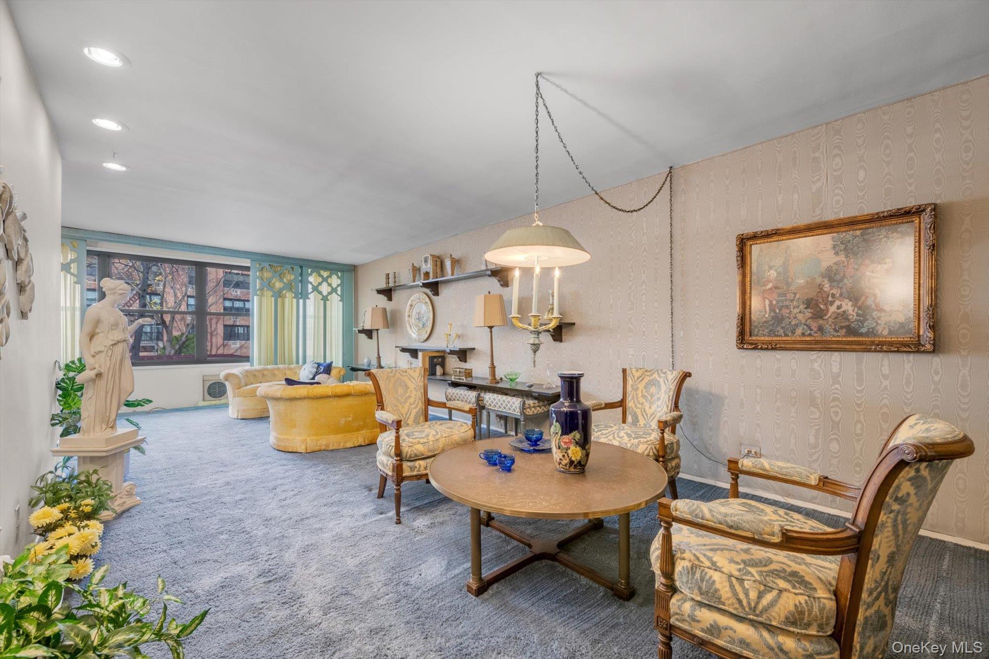 75-34 bell blvd # 1c, Bayside, NY 11364