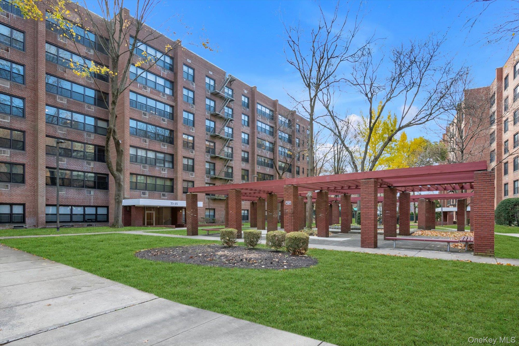 75-34 bell blvd # 1c, Bayside, NY 11364