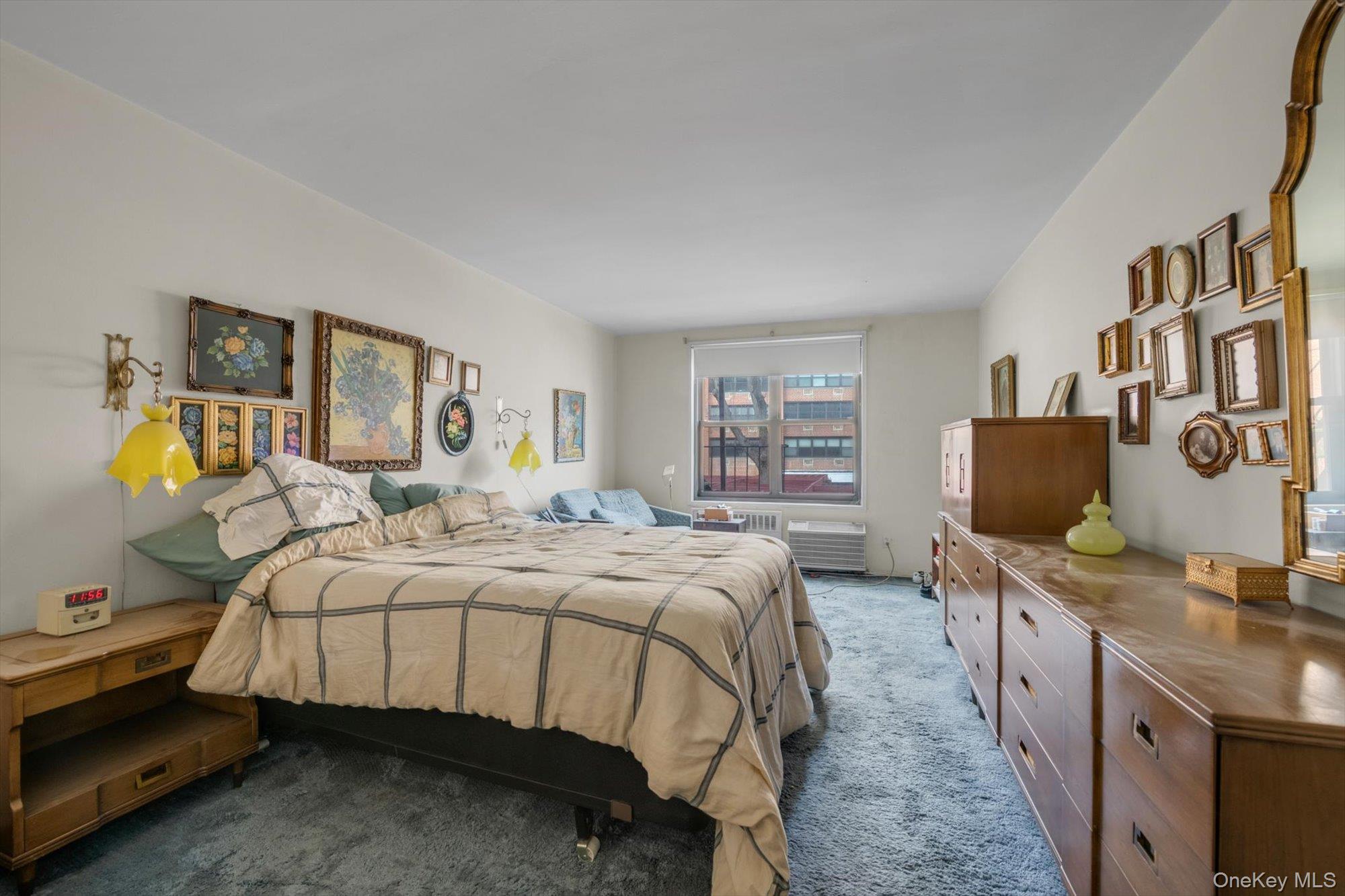 75-34 bell blvd # 1c, Bayside, NY 11364