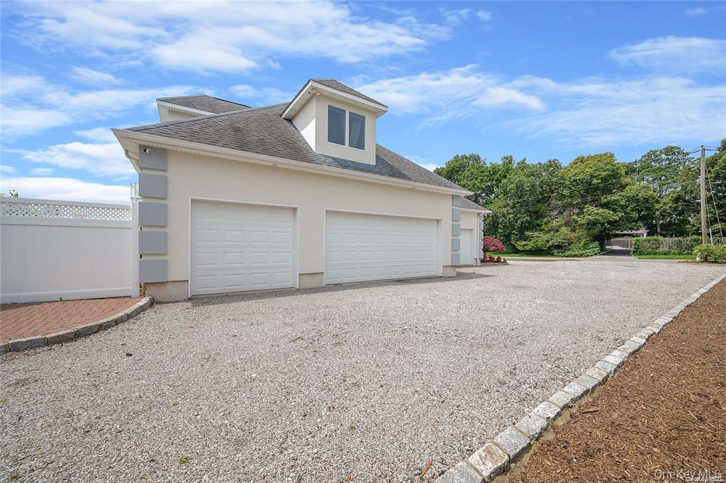 4 Mill Pond Road, Hampton Bays, NY 11946