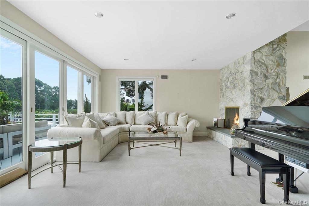 4 Mill Pond Road, Hampton Bays, NY 11946