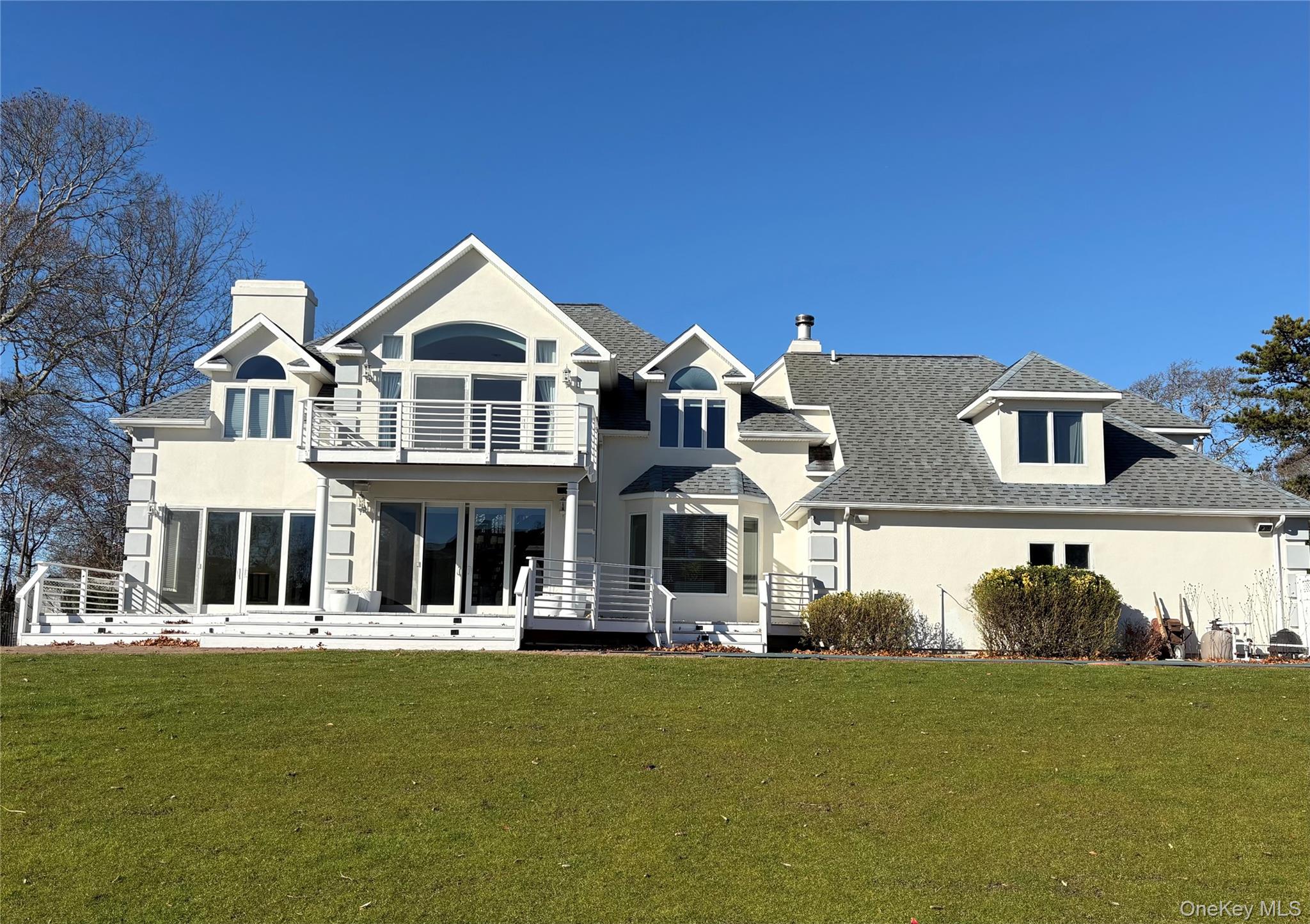 4 Mill Pond Road, Hampton Bays, NY 11946