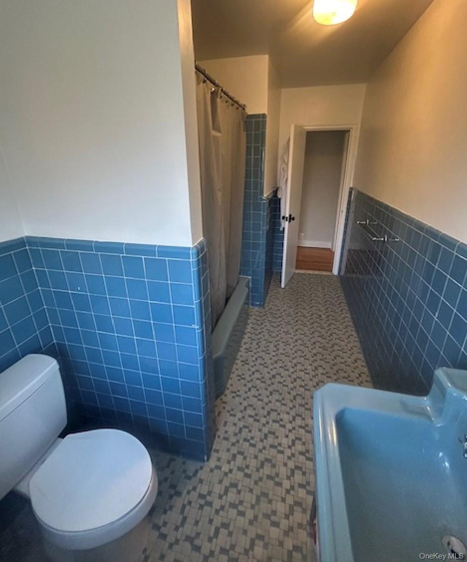 71 Standish Avenue, Yonkers, NY 10710