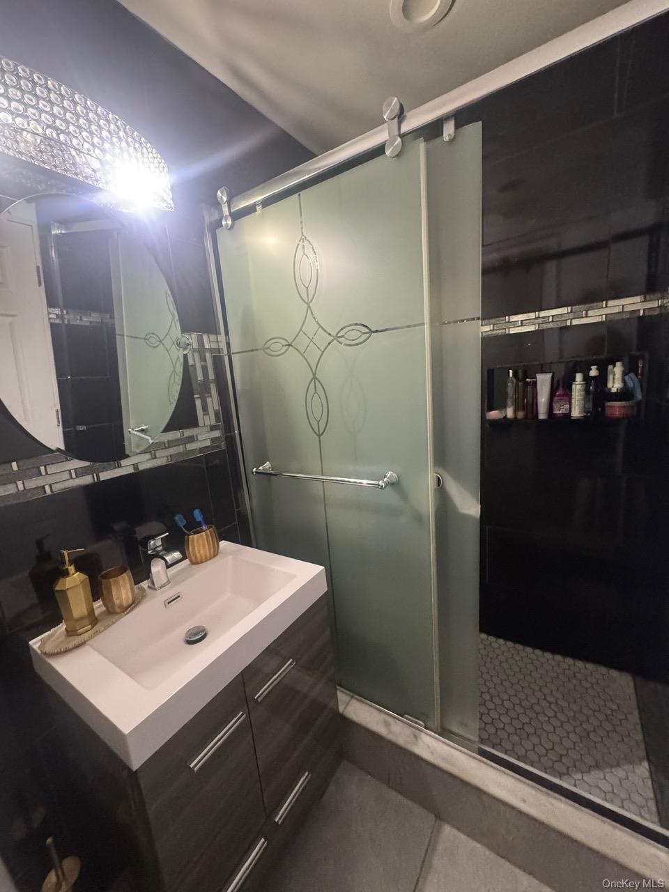 87-28 86 Street, Woodhaven, NY 11421