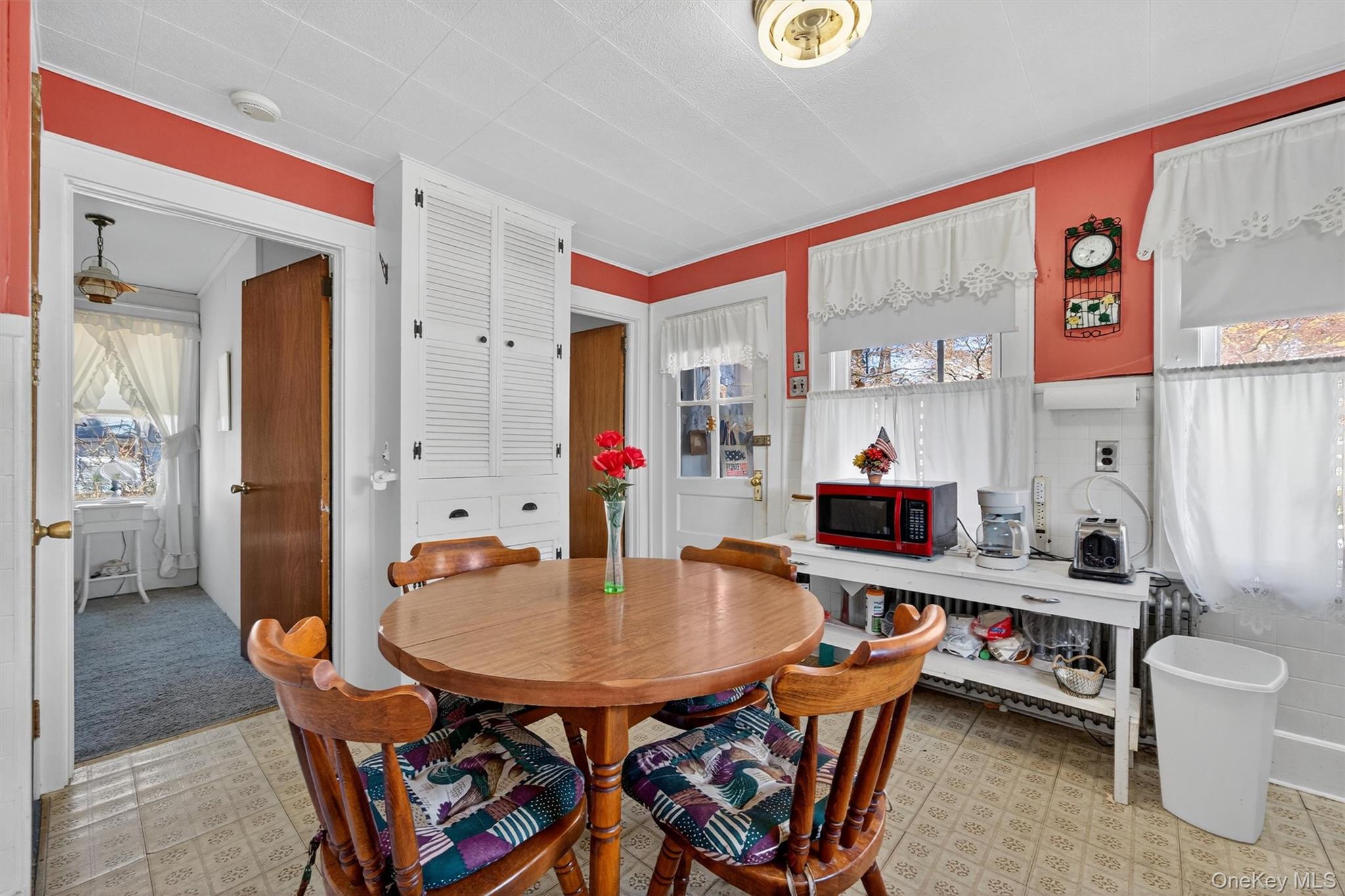 18 Seybolt Avenue, Otisville, NY 10963