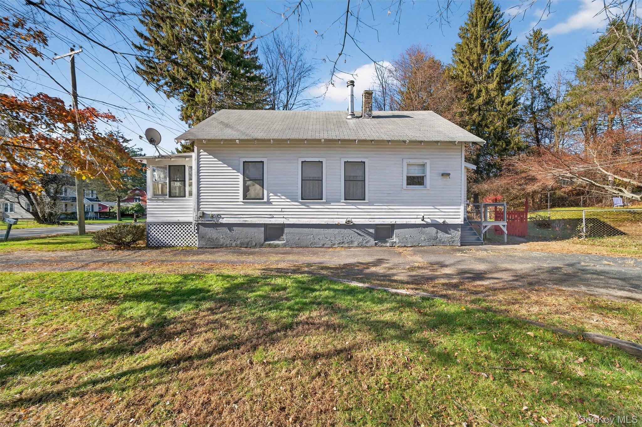 18 Seybolt Avenue, Otisville, NY 10963