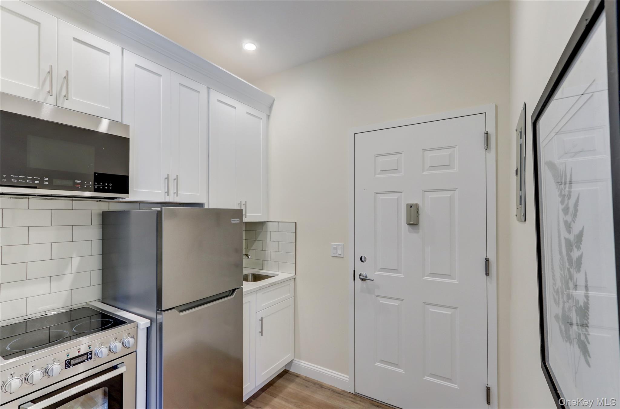 610 Jericho Turnpike, New Hyde Park, NY 11040