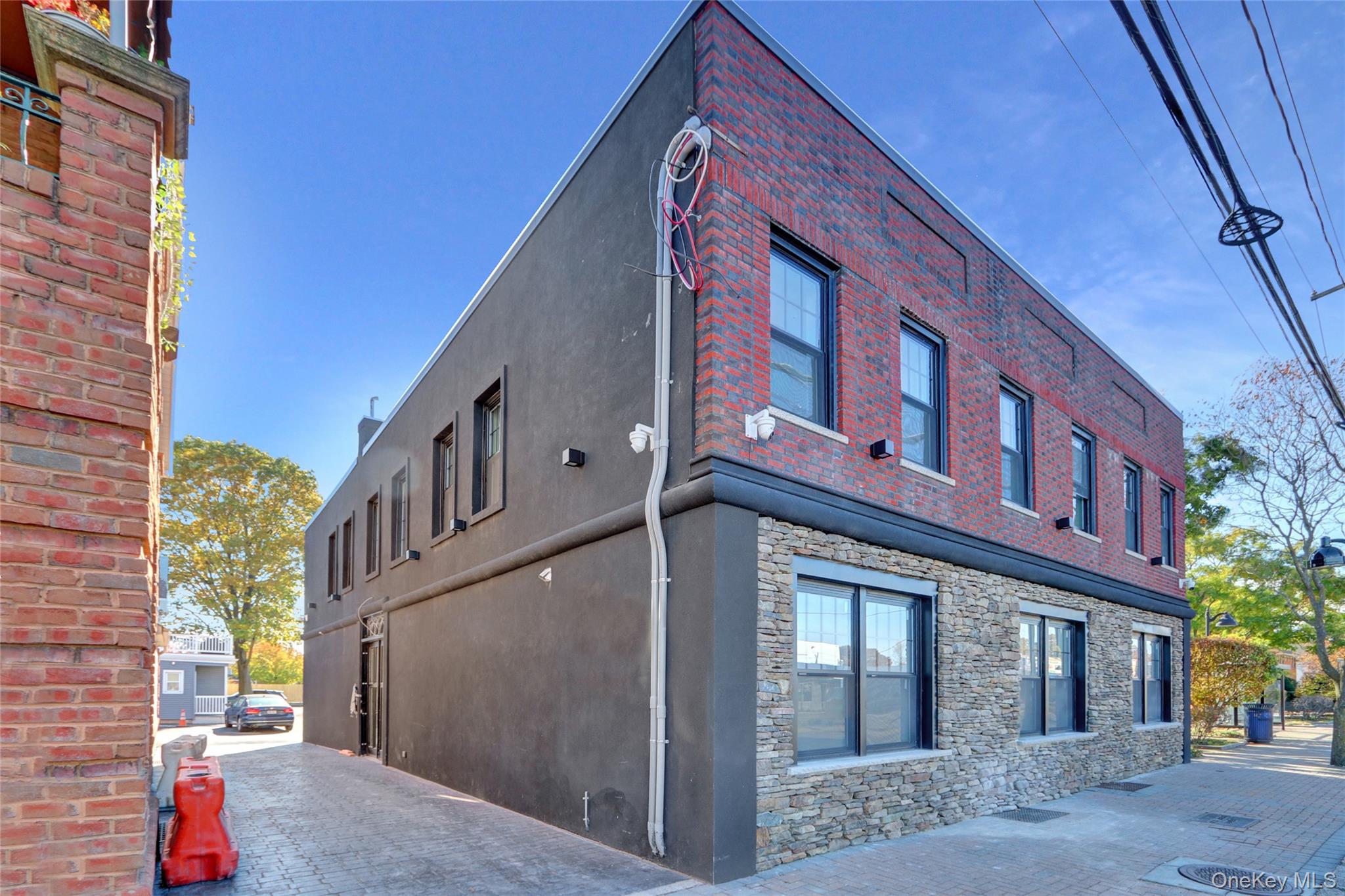 610 Jericho Turnpike, New Hyde Park, NY 11040