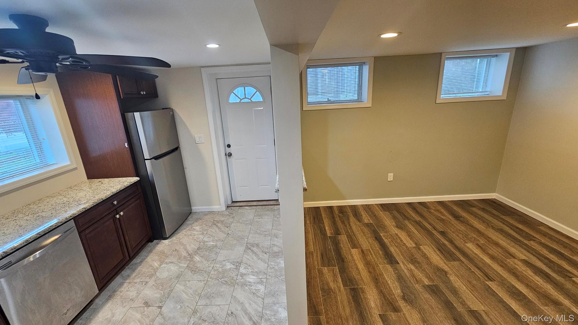 Farmingville, NY 11738