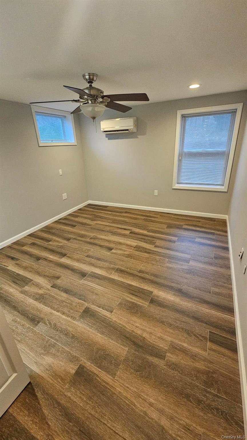 Farmingville, NY 11738