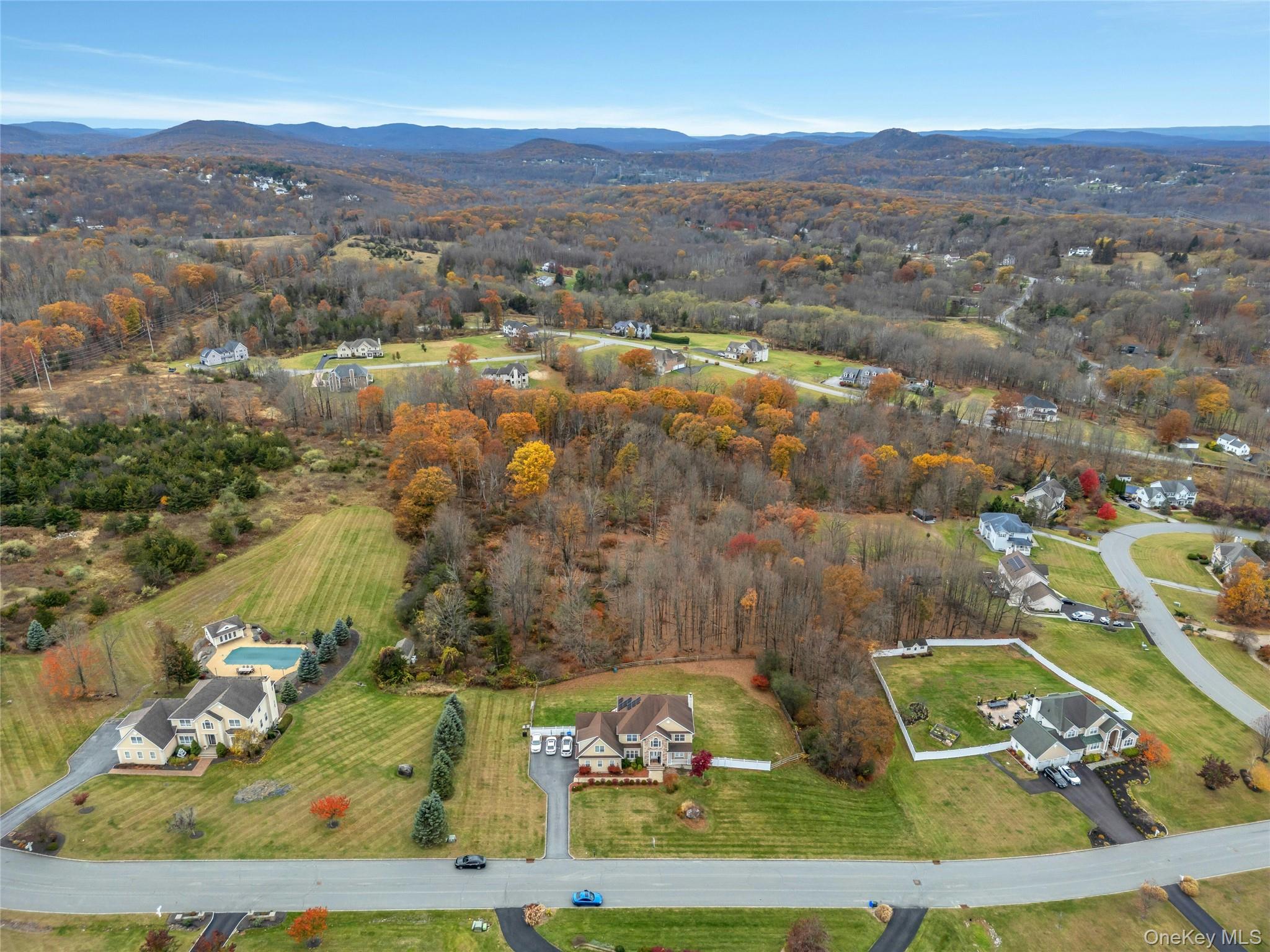 4 Camelback Road, Chester, NY 10918