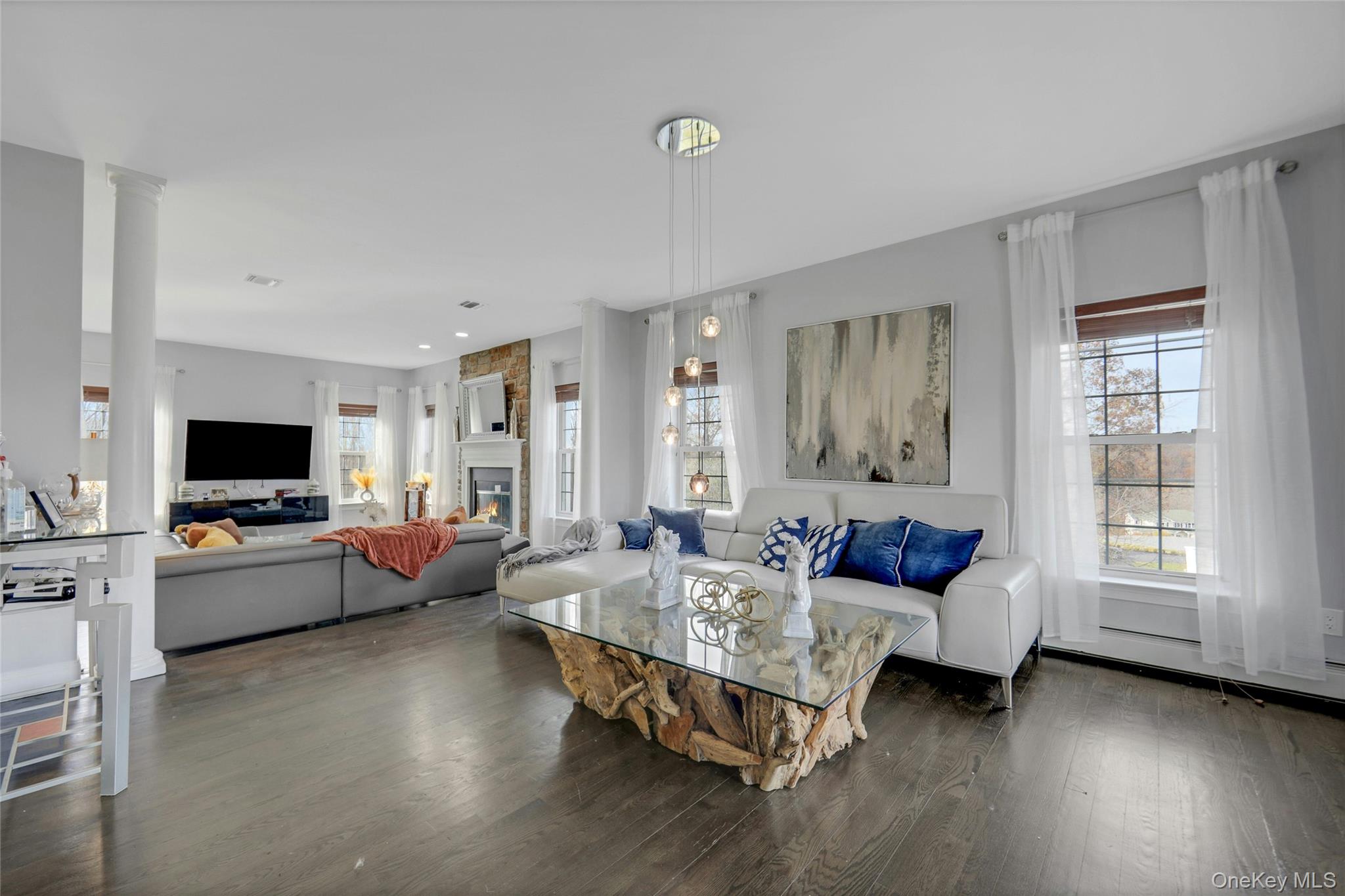 4 Camelback Road, Chester, NY 10918