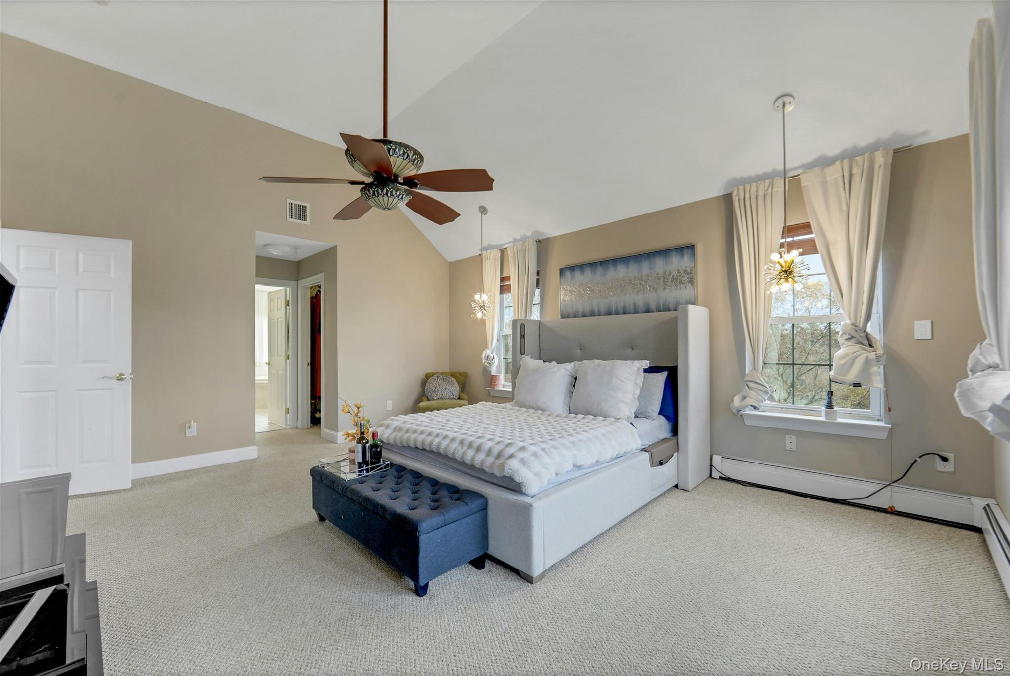 4 Camelback Road, Chester, NY 10918