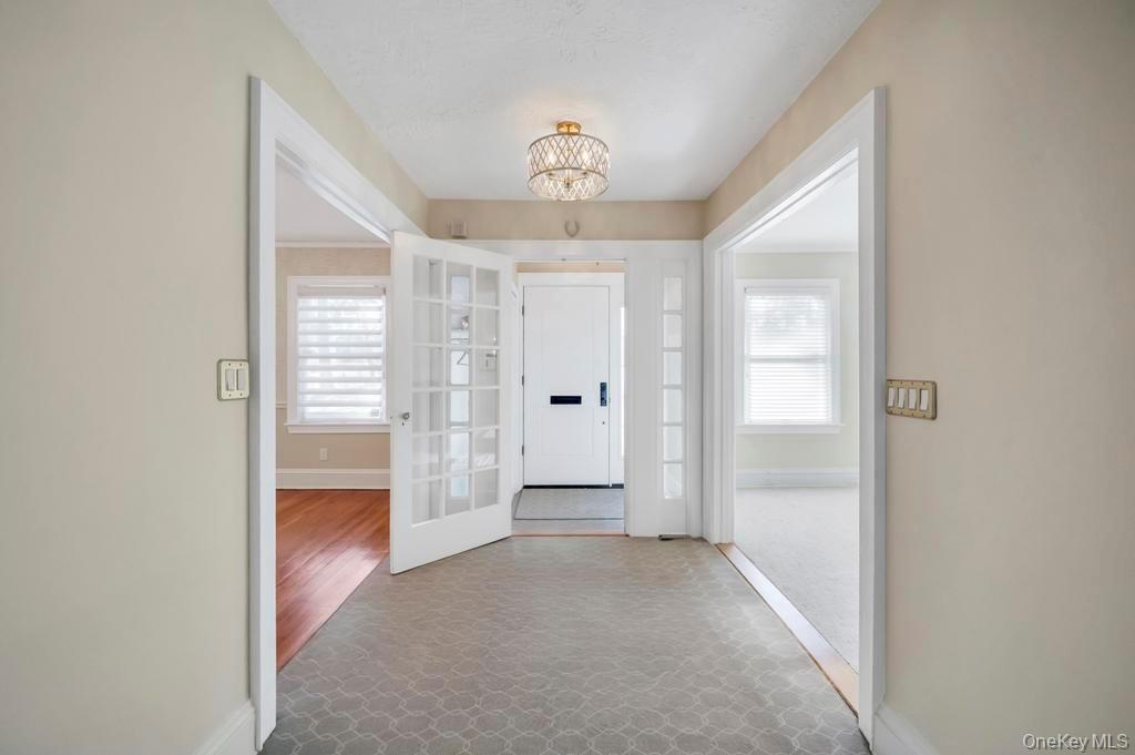 9 Sycamore Drive, Great Neck, NY 11021