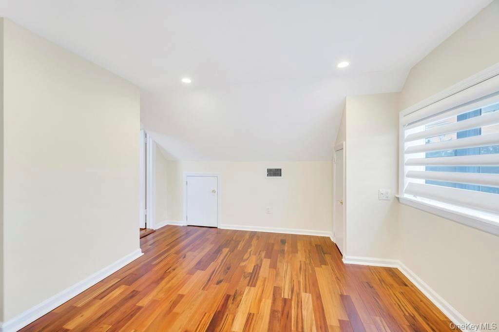 9 Sycamore Drive, Great Neck, NY 11021